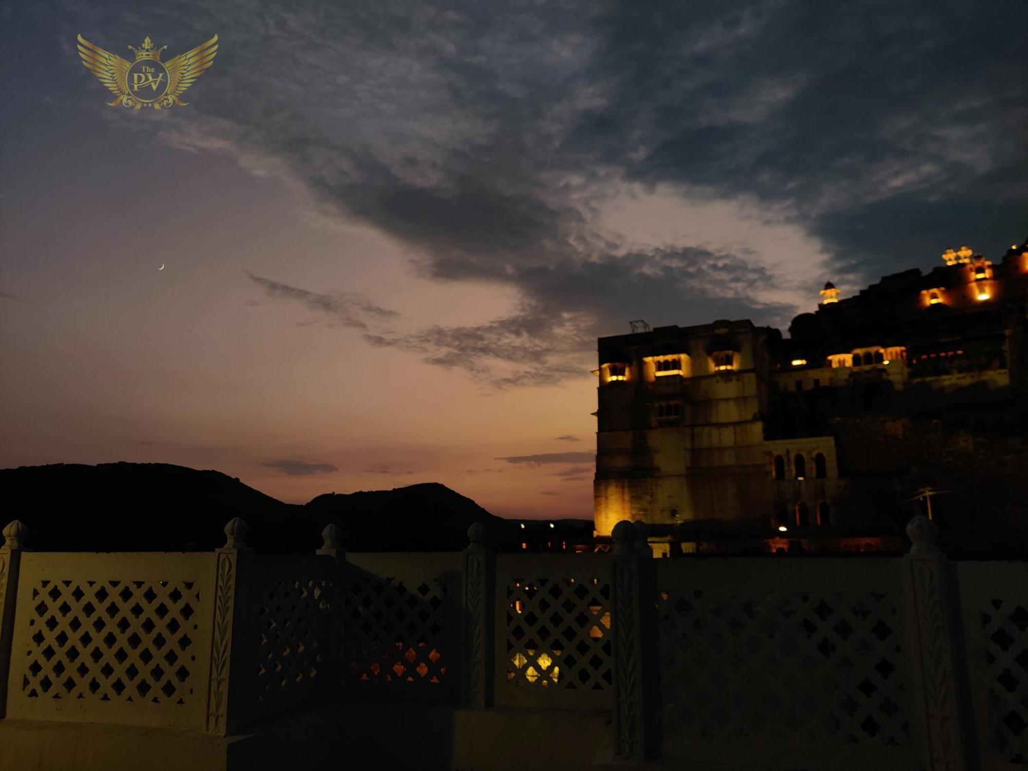 The Palace View Homestay & Restaurant Būndi Exterior foto